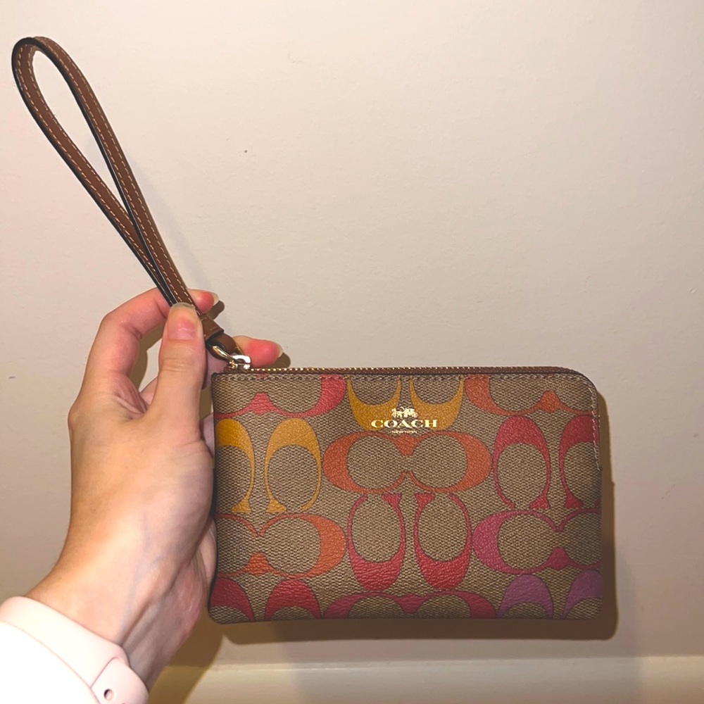 BRAND NEW Coach wristlet. Authentic